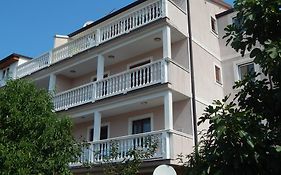Apartments Vilanija